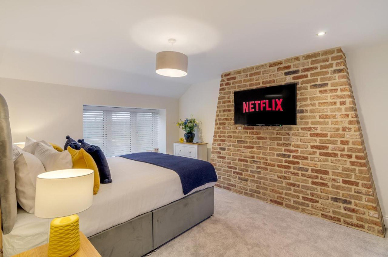 Spacious 6-Bed Home, Near The Norfolk Broads Clippesby Eksteriør billede