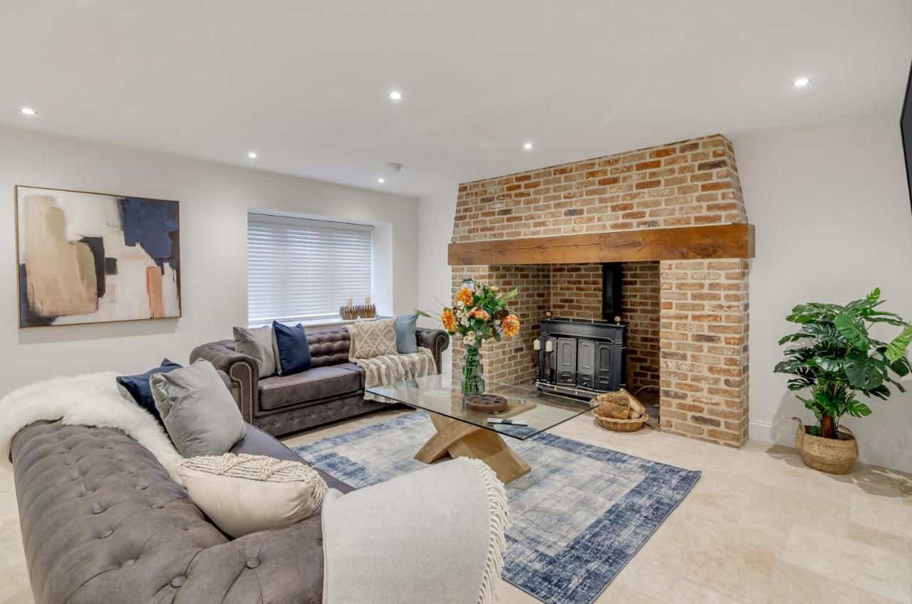 Spacious 6-Bed Home, Near The Norfolk Broads Clippesby Eksteriør billede