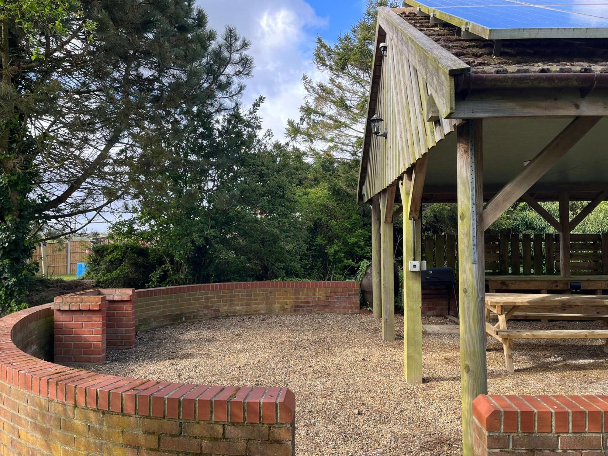 Spacious 6-Bed Home, Near The Norfolk Broads Clippesby Eksteriør billede